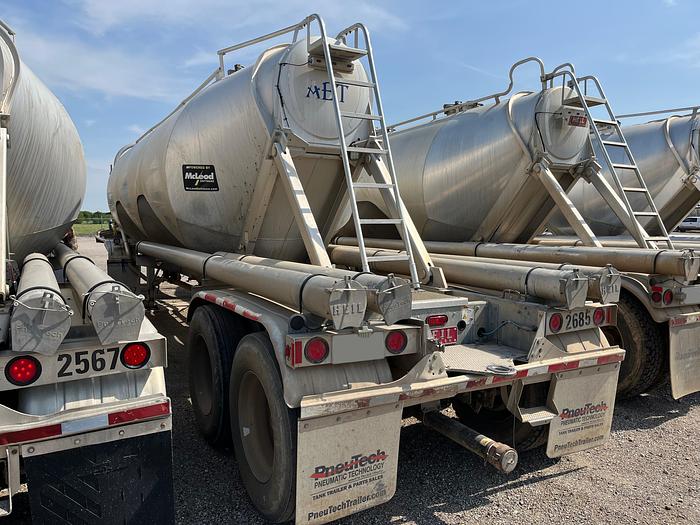 Used 2015 Heil 1040 cu.ft.