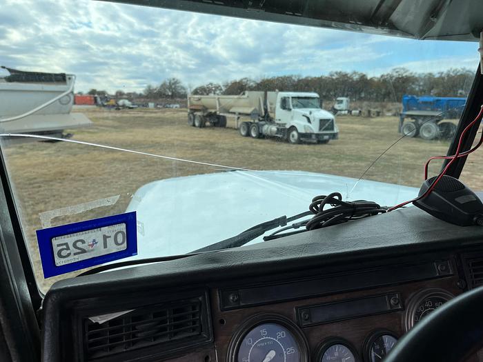 Used 1989 Peterbilt 378 Day Cab