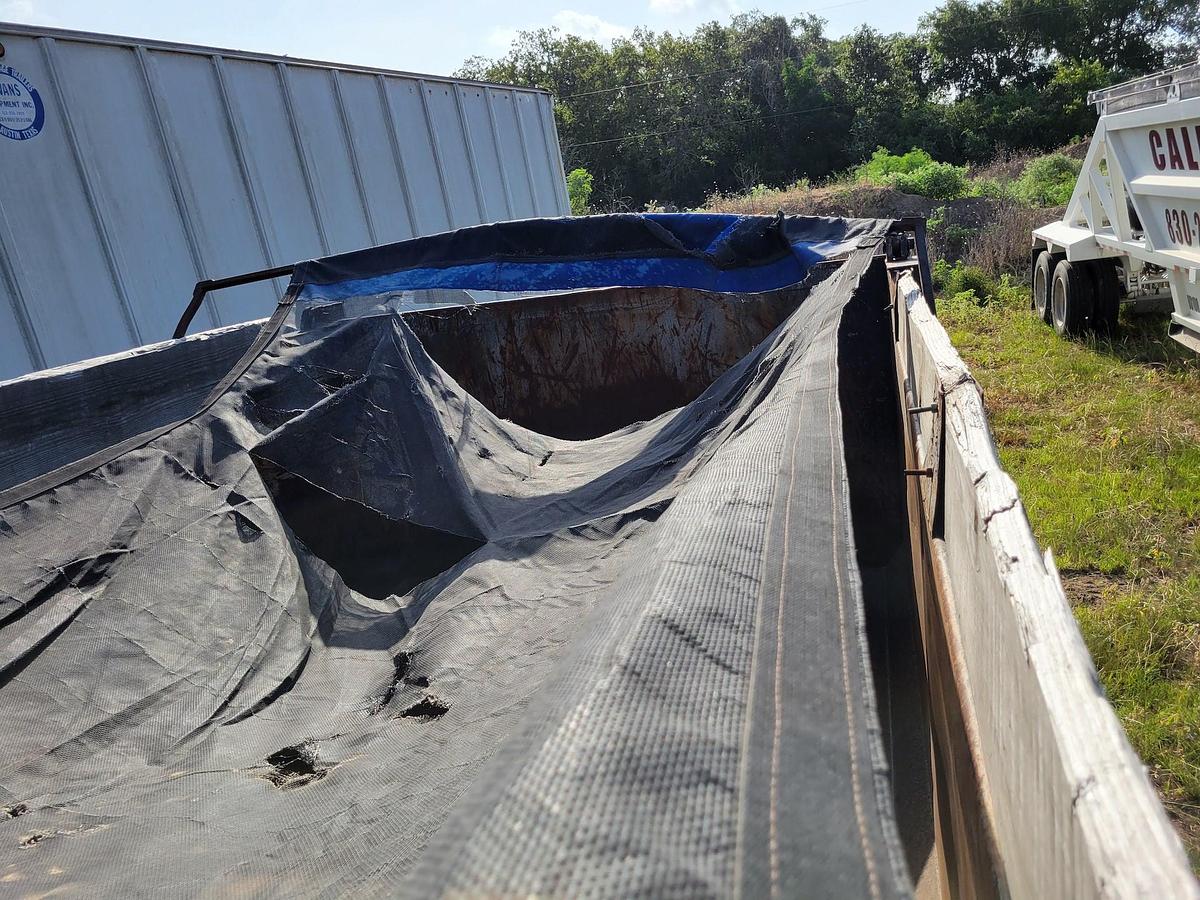 Used 2008 Volvo VNL64T300 Dump Truck