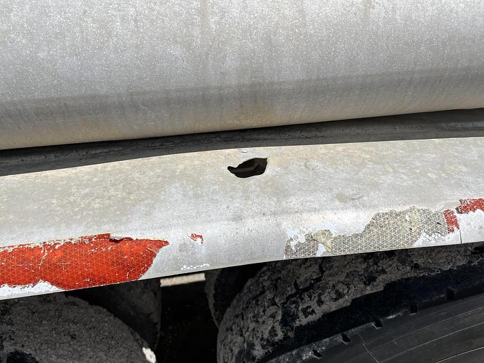 Used 2006 Heil Pneumatic