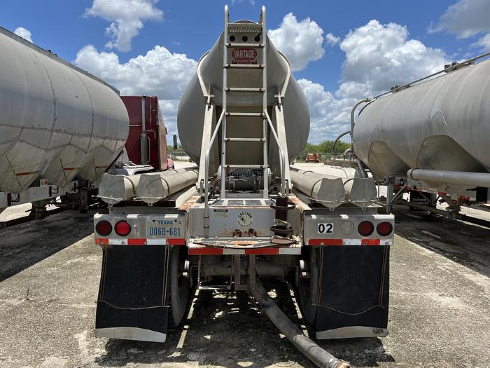 Used 2012 Vantage 1000 cu.ft.