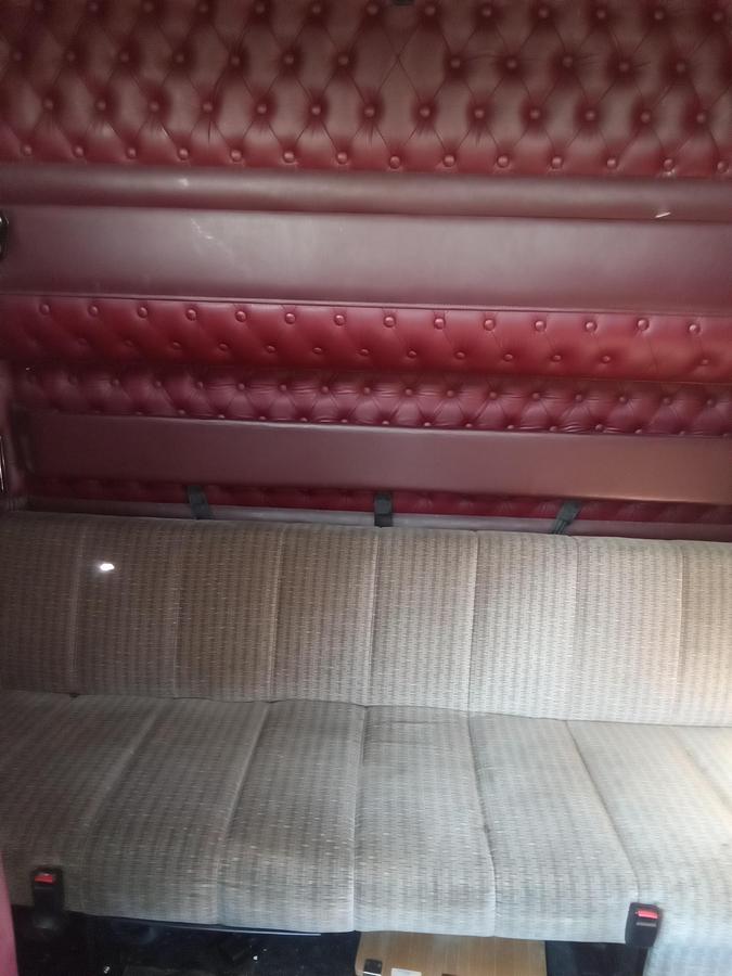 Used 2004 Kenworth T600 Sleeper