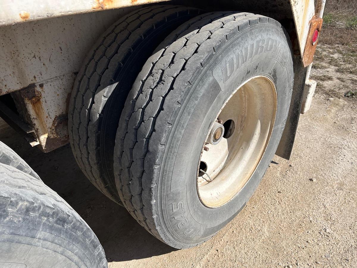 Used 2011 Dragon Vac Tank Trailers