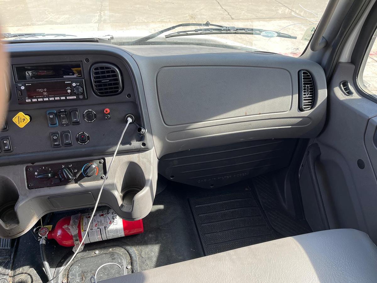 Used 2023 Freightliner M2 106 Box Truck
