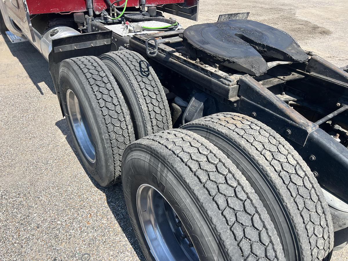 Used 2005 Peterbilt 379 EXHD