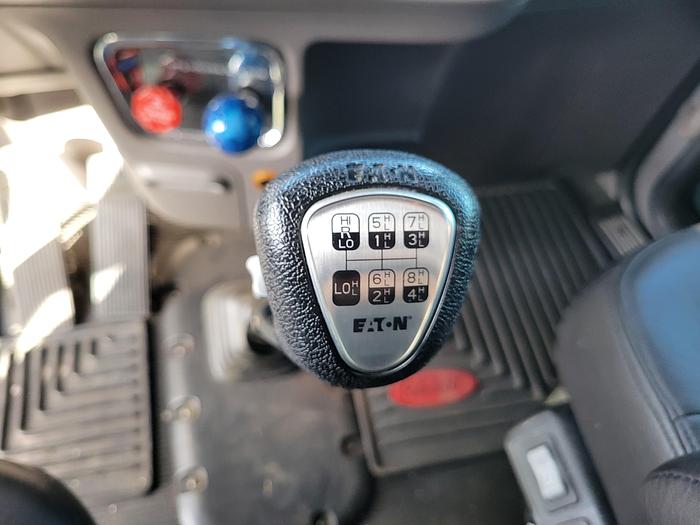 Used 2023 Peterbilt 389