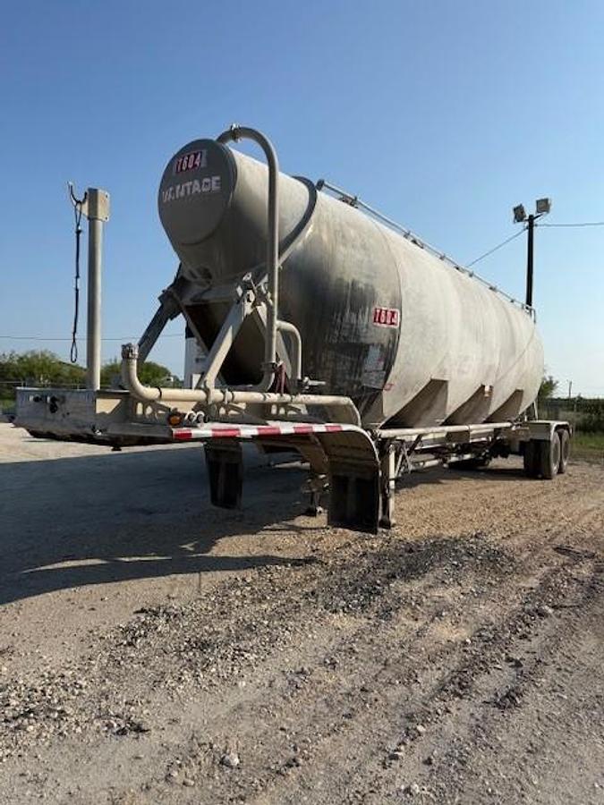 Used 2015 Vantage Pneumatic