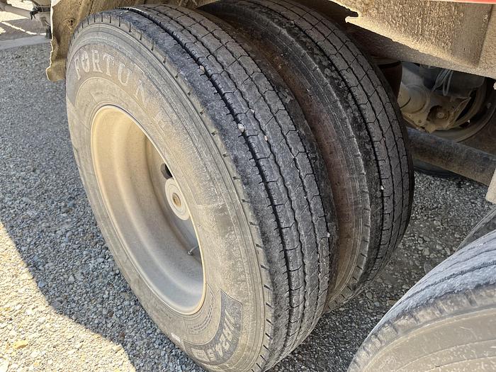 Used 2013 Heil Pneumatic