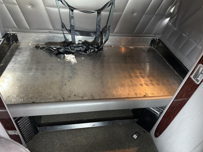 Used 2024 Peterbilt 389