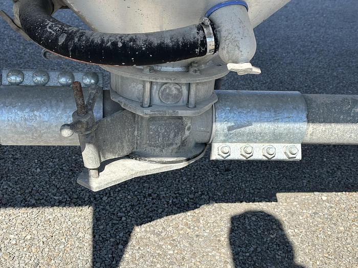 Used 2012 Vantage 1000 cu.ft.