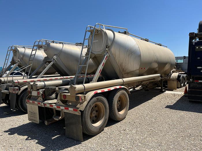 Used 2011 Heil Pneumatics