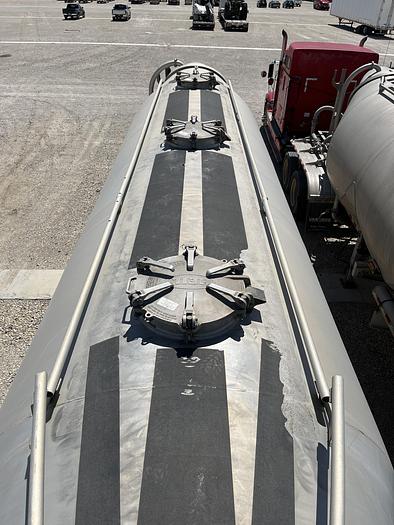 Used 2013 Heil Pneumatic