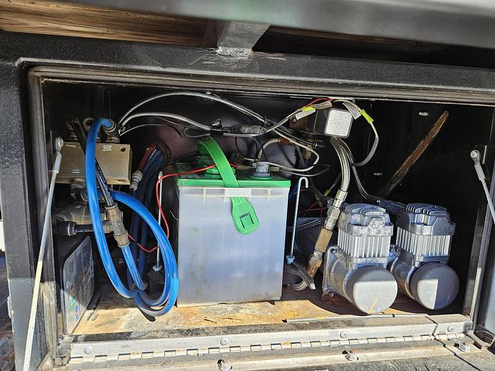 Used 2018 Maxx-D Flatbed Gooseneck Trailer