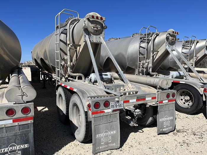 Used 2016 Stephens Pneumatic Trailer