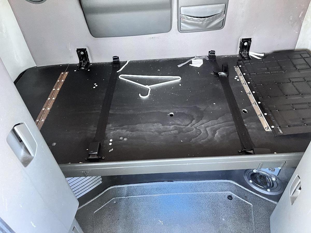 Used 2021 Volvo 760 Sleeper