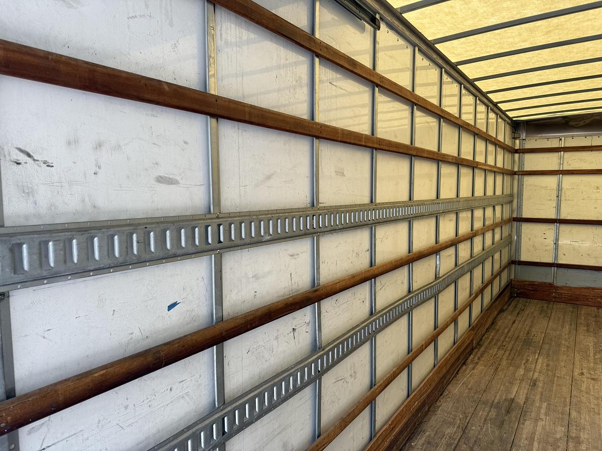 Used 2020 Freightliner M2 106