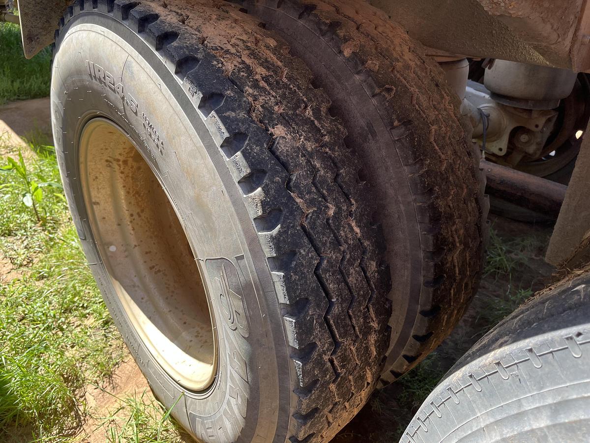 Used 2015 Vantage Pneumatic