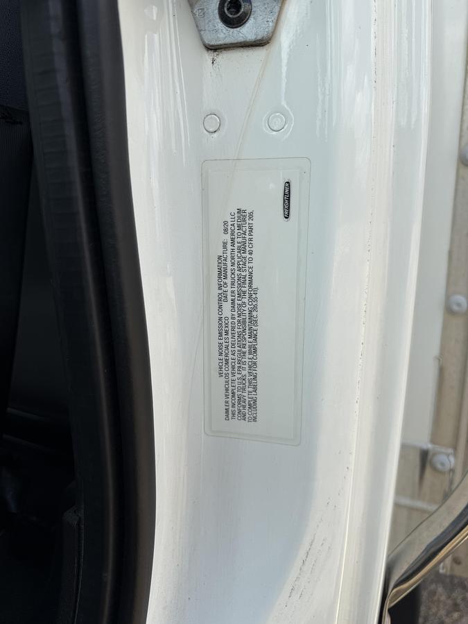 Used 2021 Freightliner M2 106