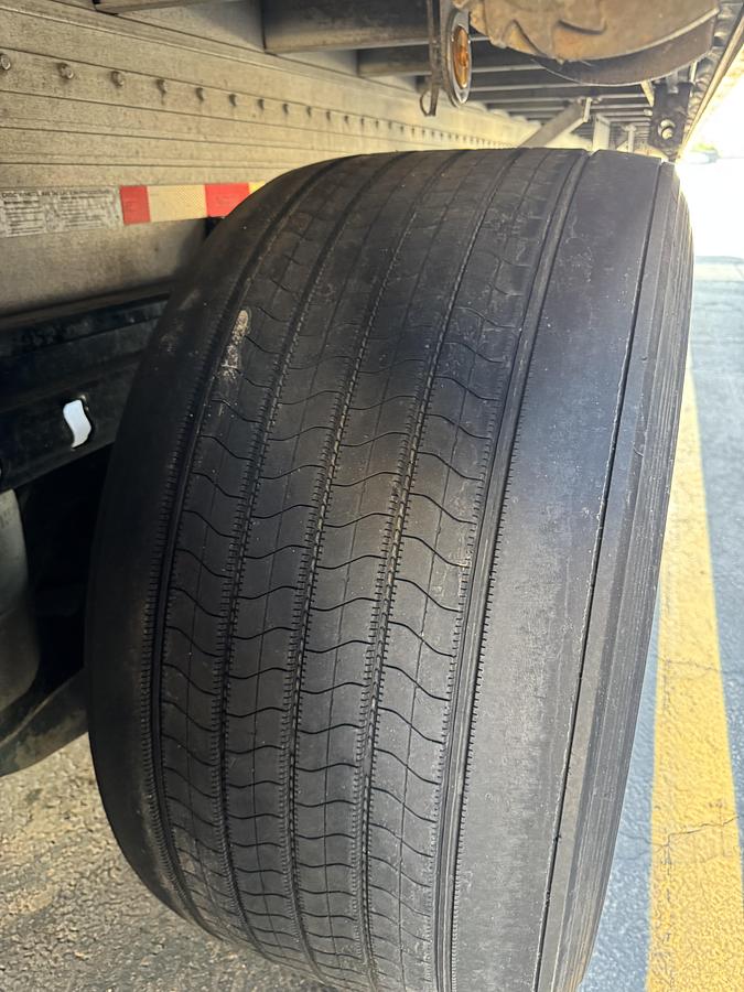 Used 2018- 50' Reitnouer Max Lite All Aluminum W/Rolling Tarp System & Front Lift Axle