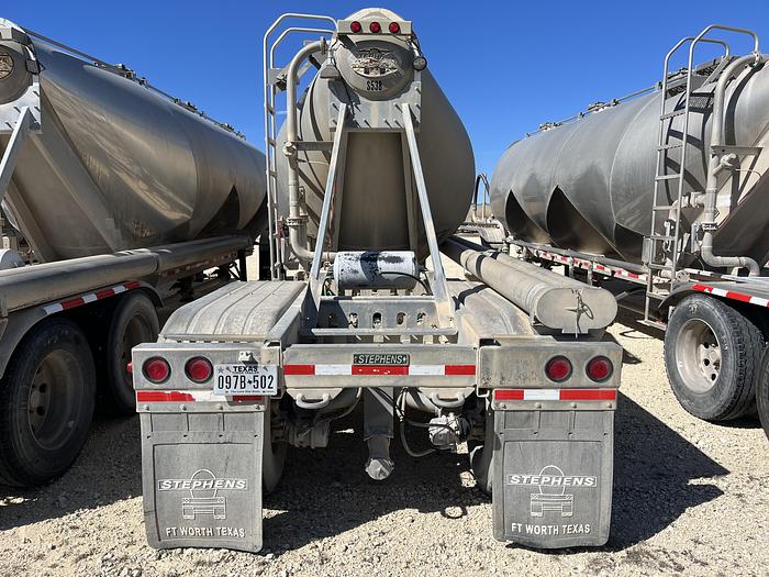 Used 2016 Stephens Pneumatic Trailer