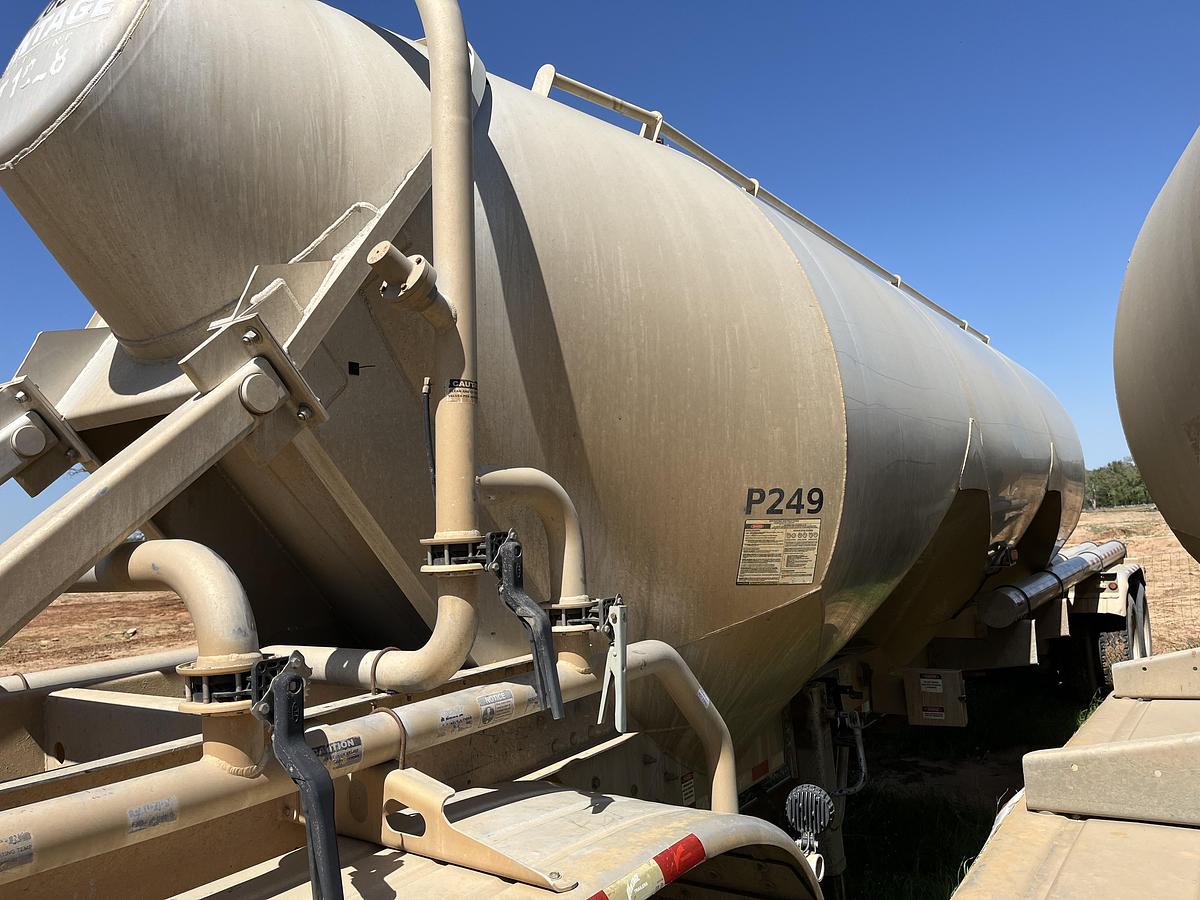 Used 2015 Vantage Pneumatic