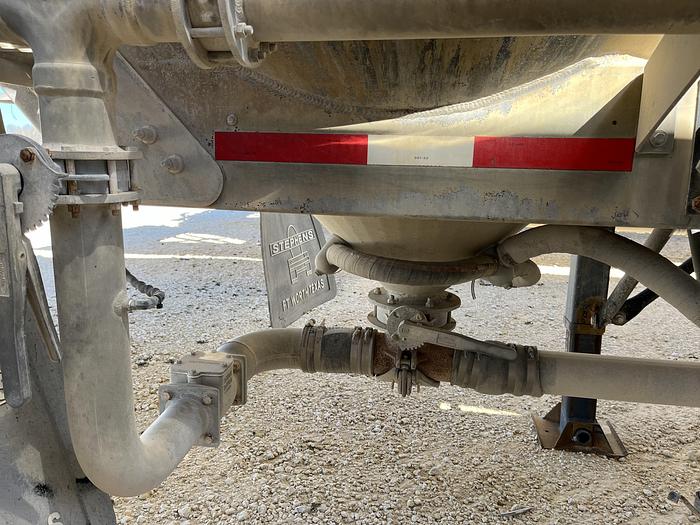 Used 2016 Stephens Pneumatic Trailer