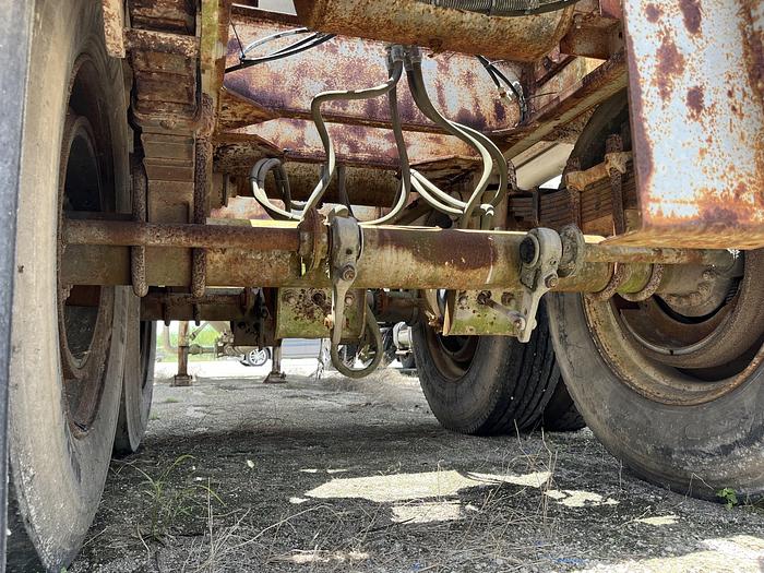 Used 1980 Heil Pneumatic Trailer