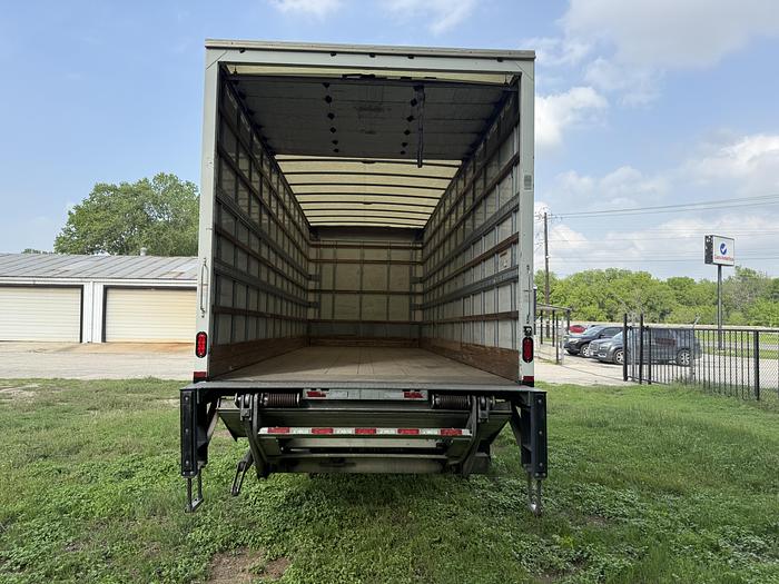 Used 2019 International 4300