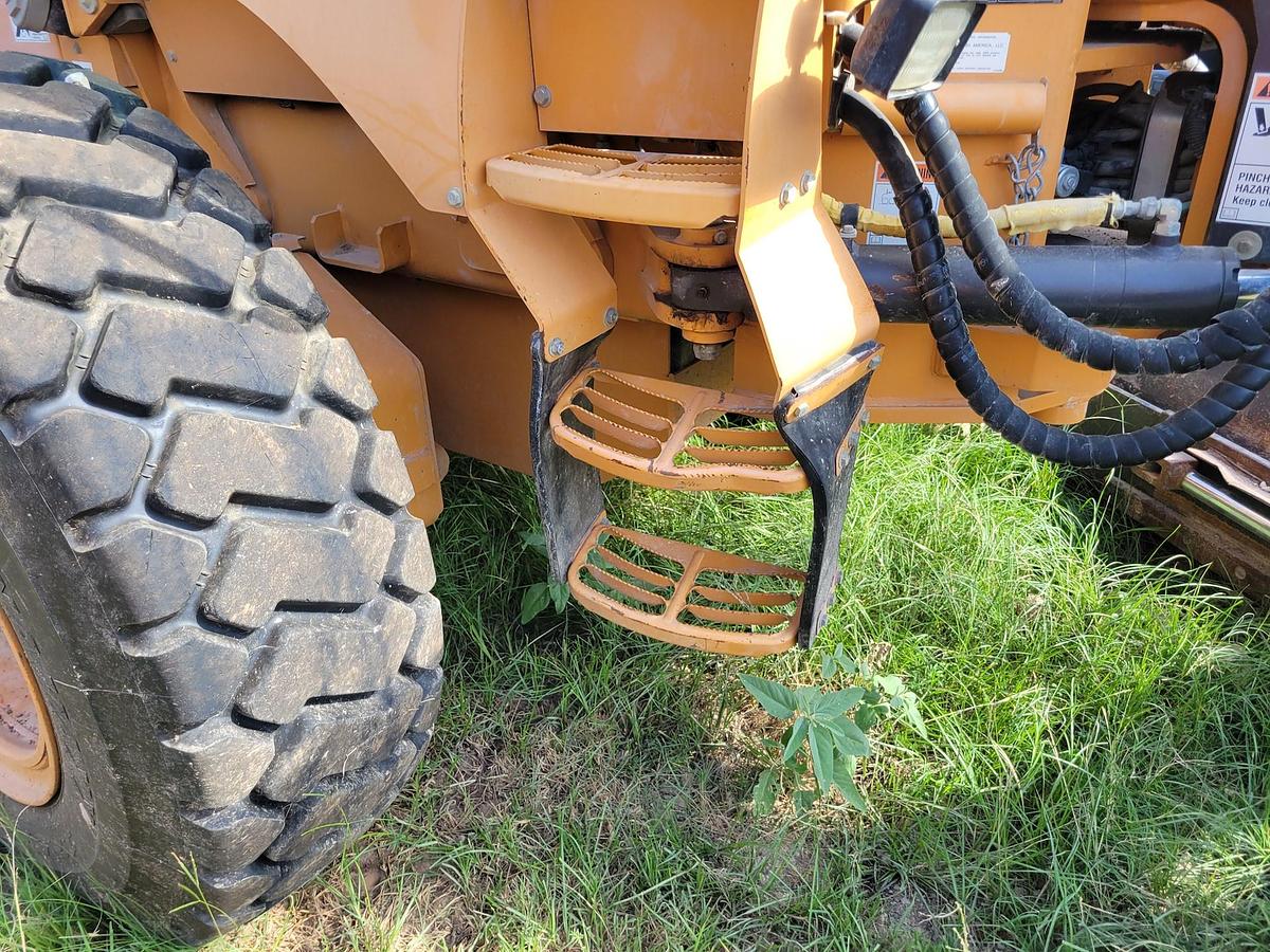 Used 2015 Case 885B AWD Grader