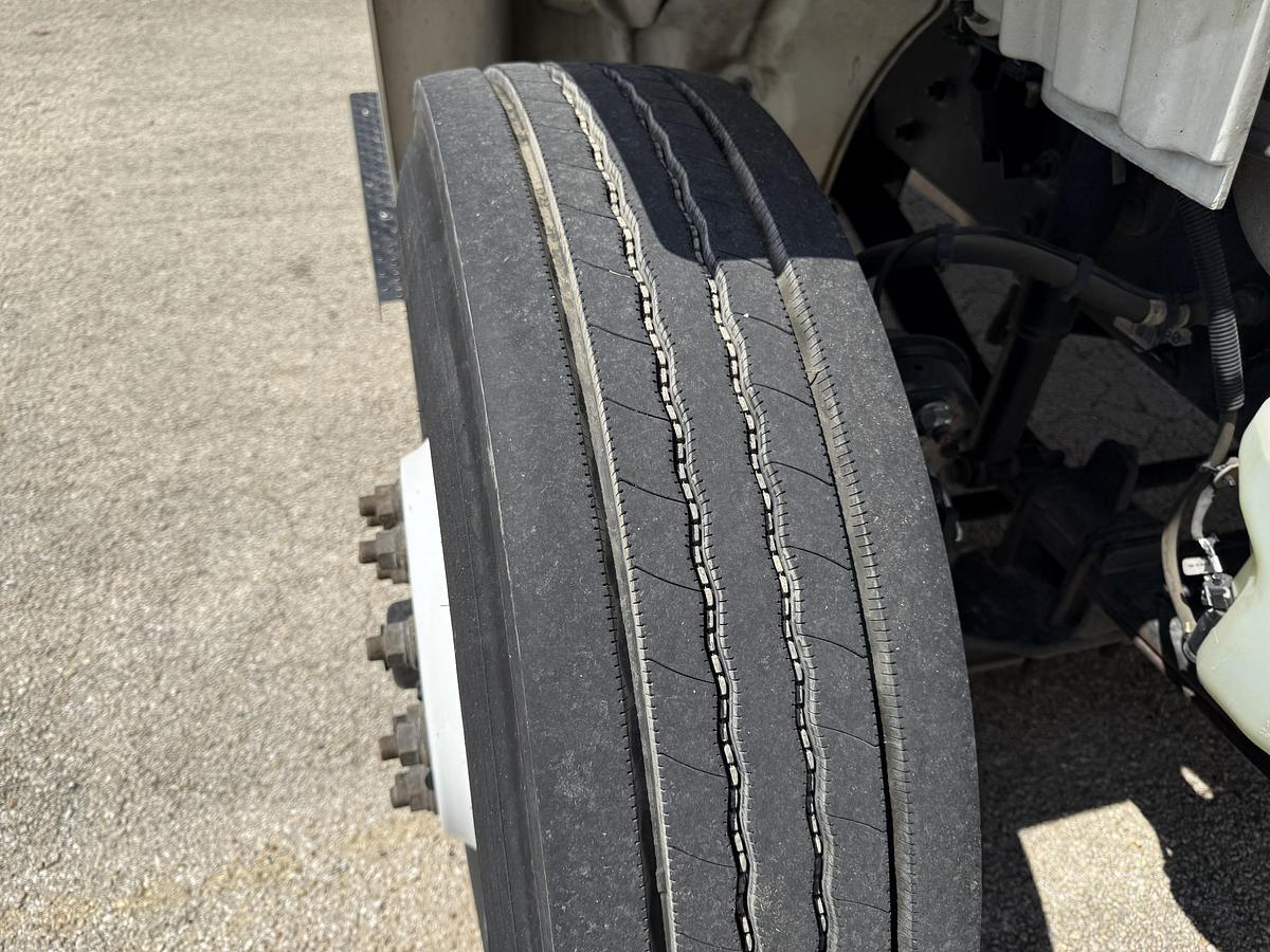 Used 2020 Freightliner M2 106