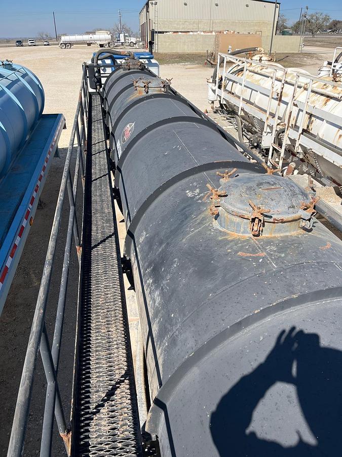 Used 2009 Galyean Vac Tank Trailer