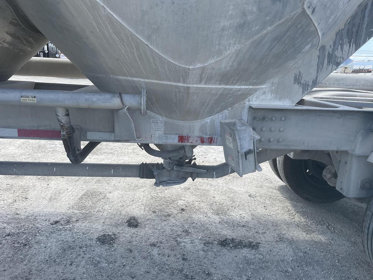 Used 2015 Vantage Pneumatic