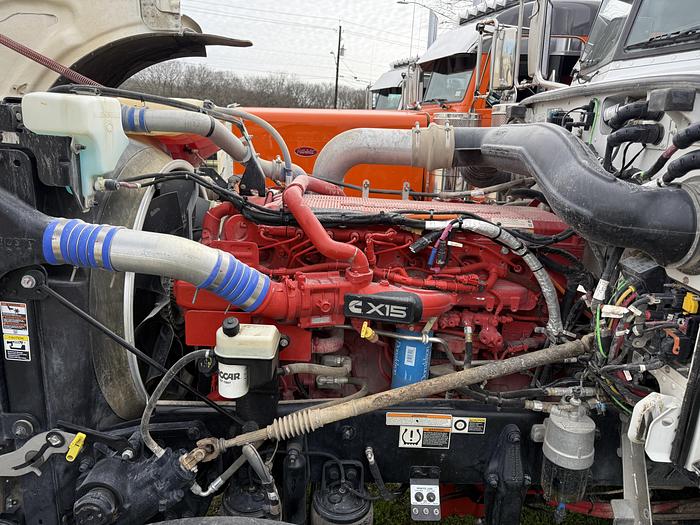 Used 2024 Peterbilt 389