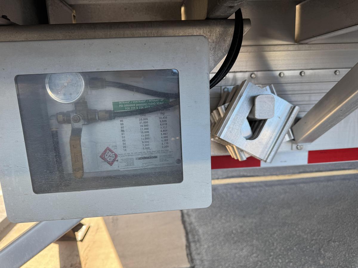 Used 2016 48' Reitnouer MaxLite Flatbeds W/Rolling Tarp System