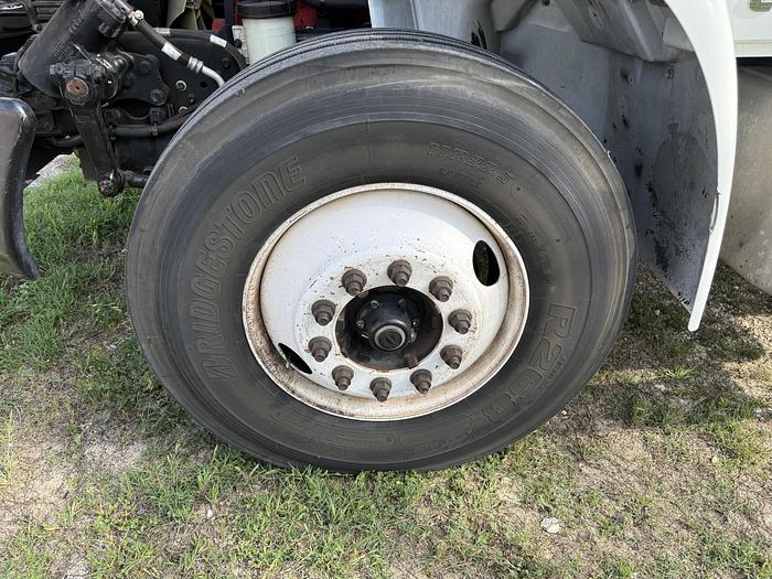 Used 2019 International 4300