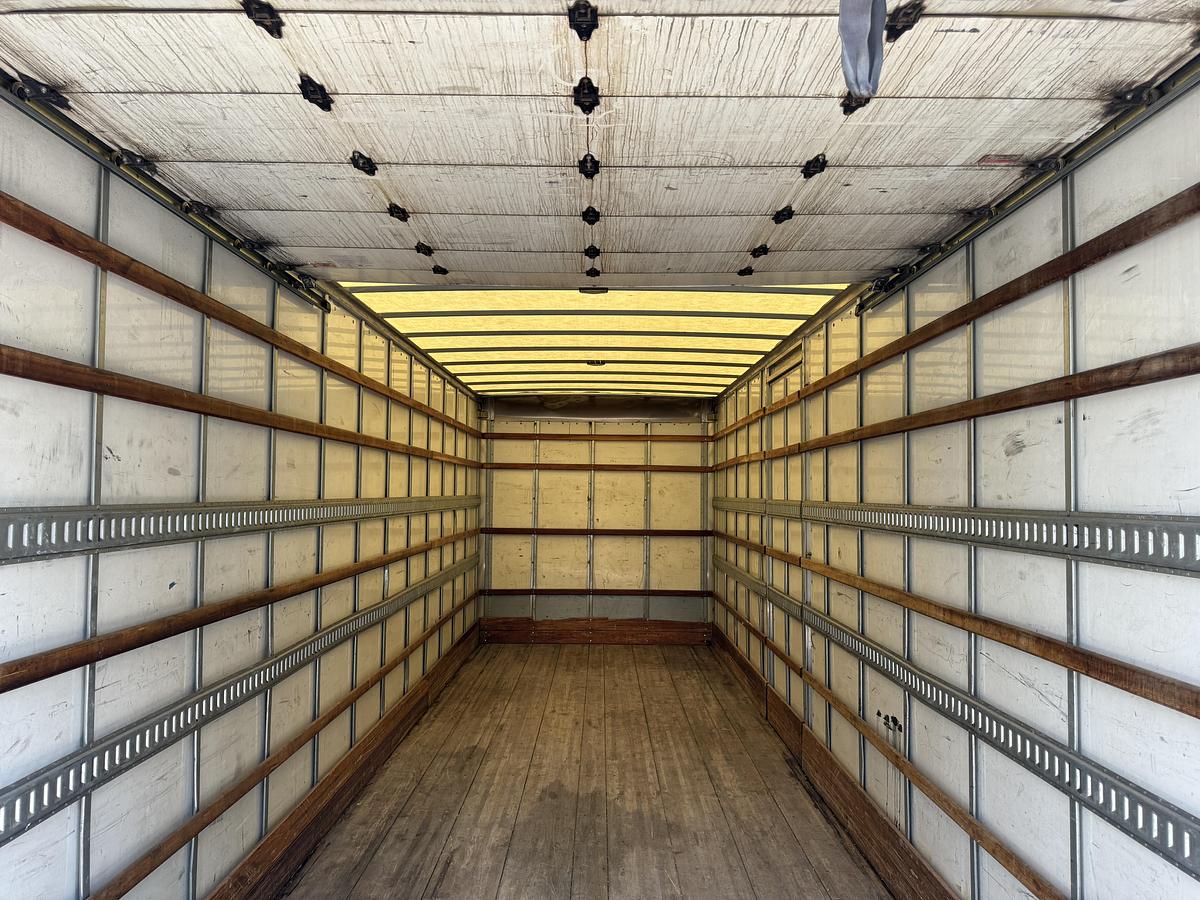 Used 2020 Freightliner M2 106