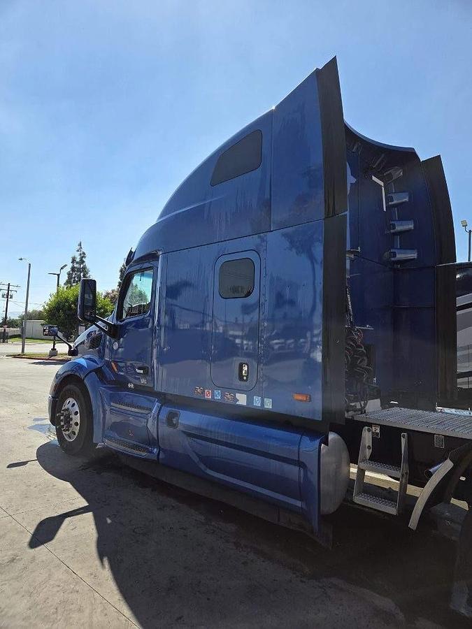 Used 2020 Peterbilt 579 Sleeper