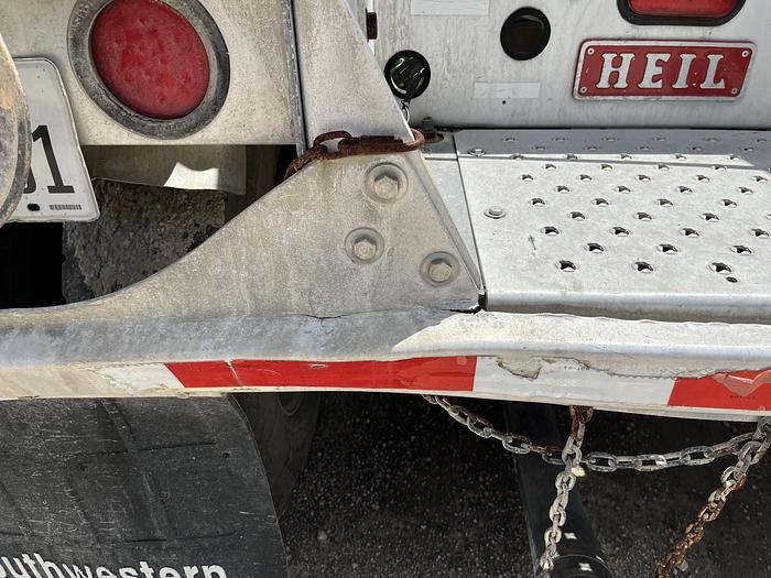 Used 2006 Heil Pneumatic