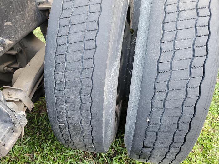 Used 2023 Peterbilt 389