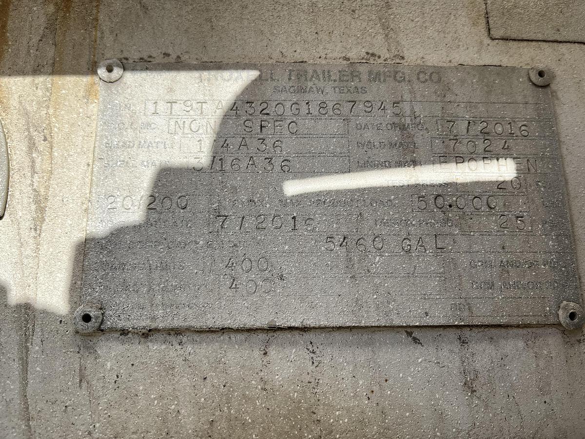 Used 2016 Troxell Vac Tank Trailer