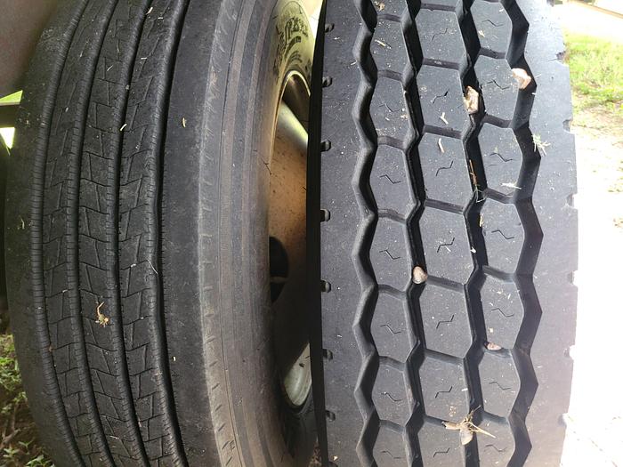 Used 2014 Timpte Super Hopper