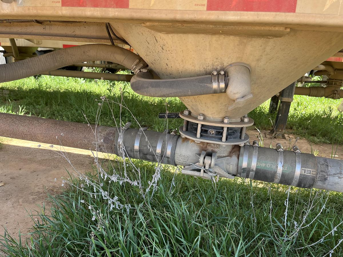 Used 2015 Vantage Pneumatic