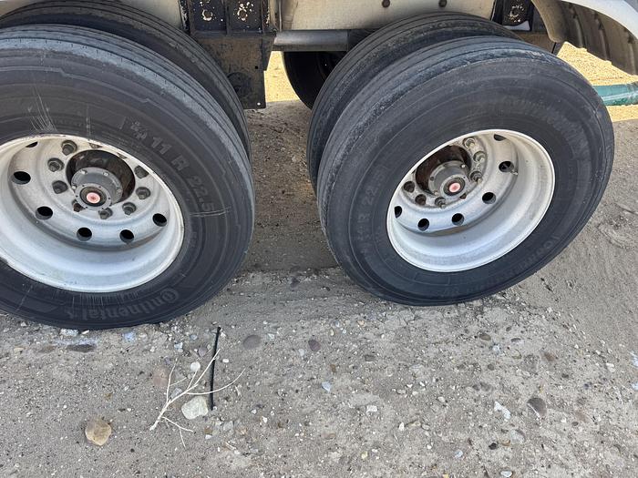 Used 2001 Polar 1611 cu.ft.