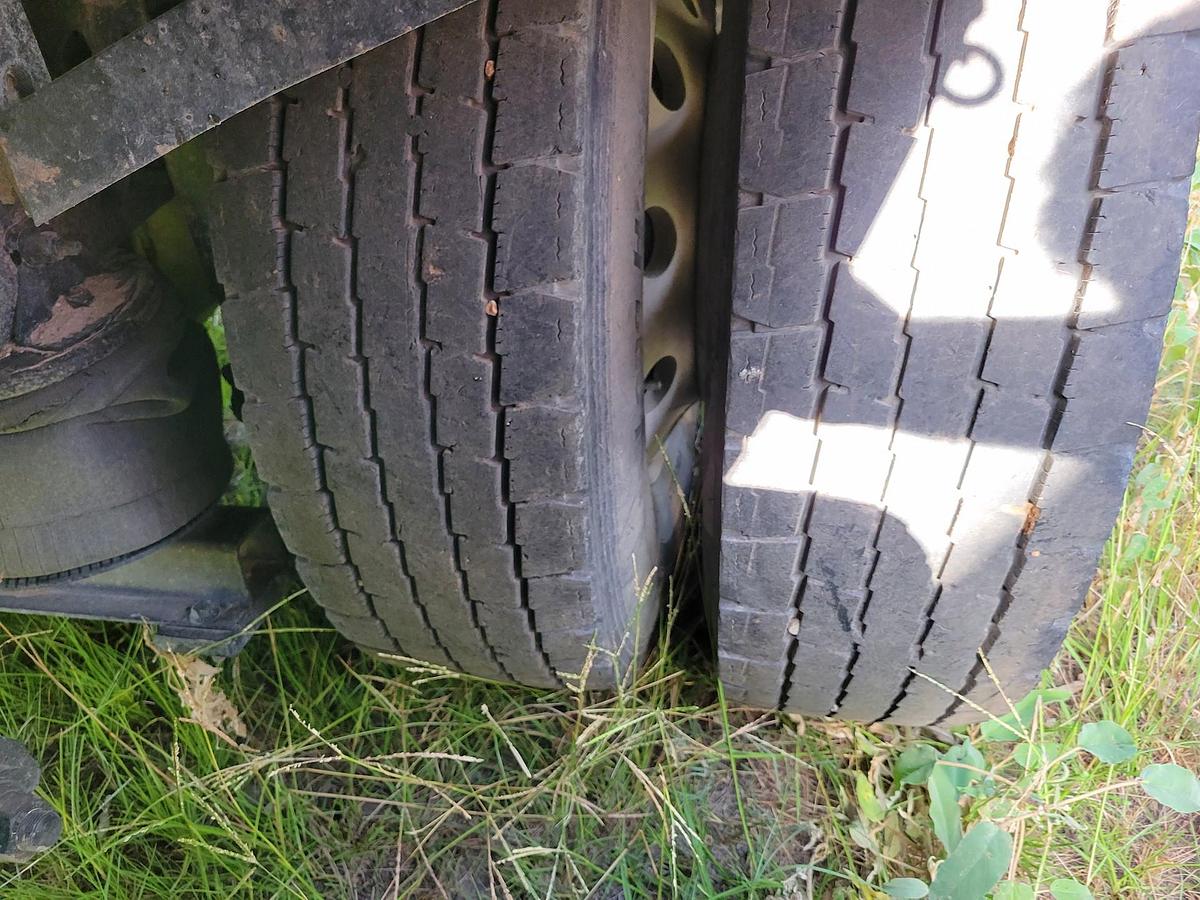 Used 2008 Volvo VNL64T300 Dump Truck