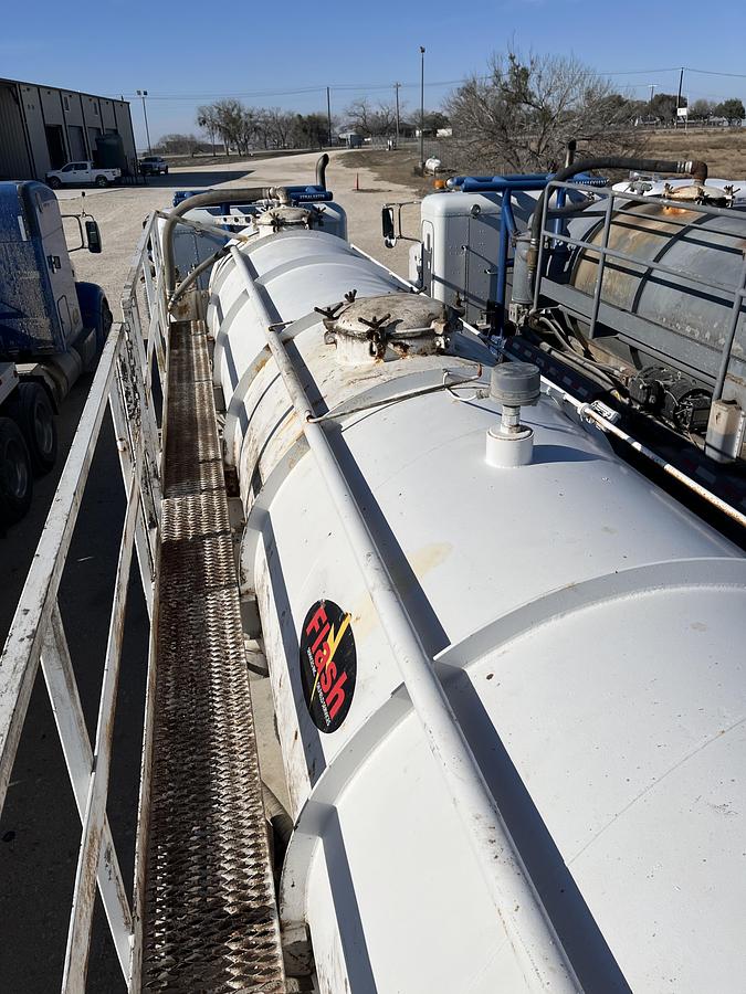 Used 2016 Troxell Vac Tank Trailer