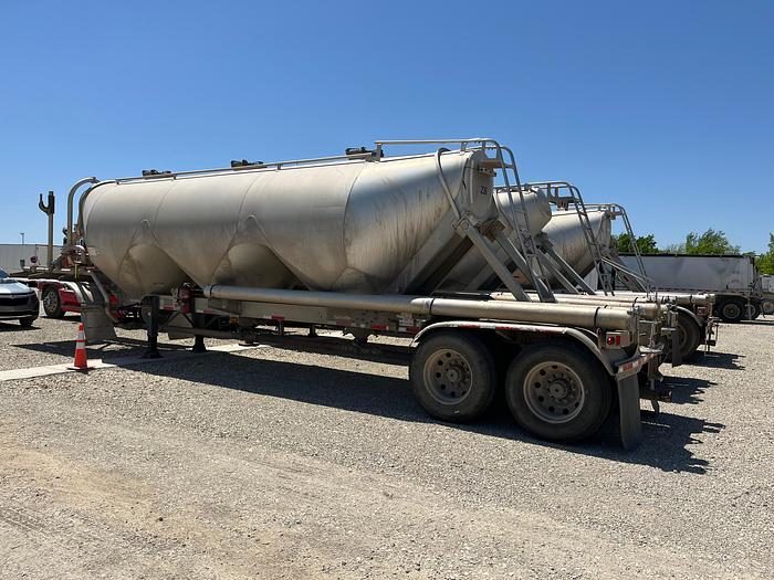 Used 2013 Heil Pneumatic