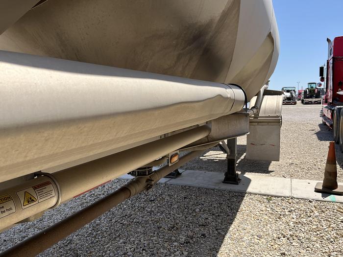 Used 2013 Heil Pneumatic