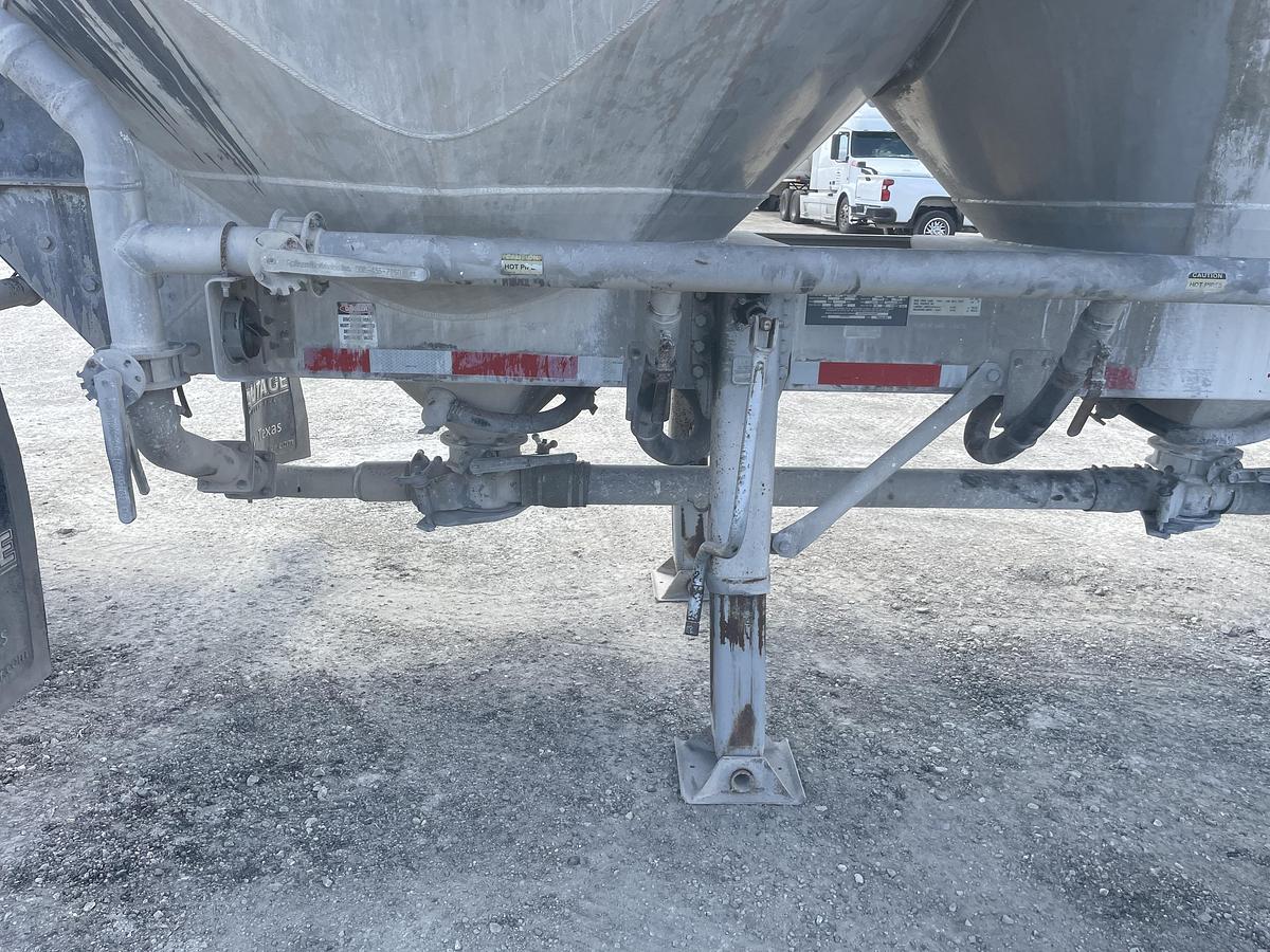 Used 2015 Vantage Pneumatic