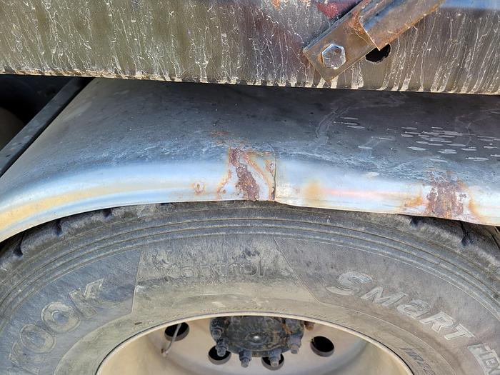 Used 2008 VOLVO Dump Truck