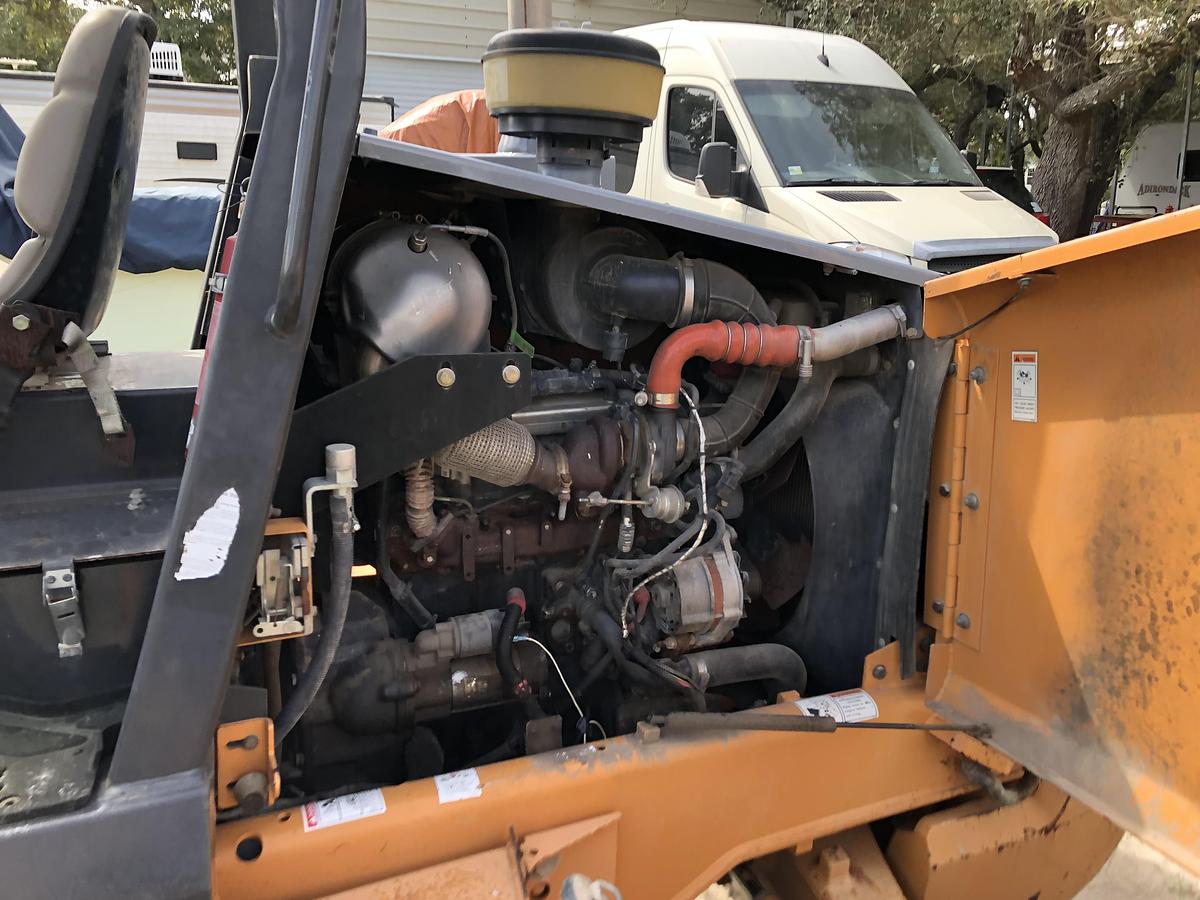 Used 2013 Case 586H Rough Terrain Forklift